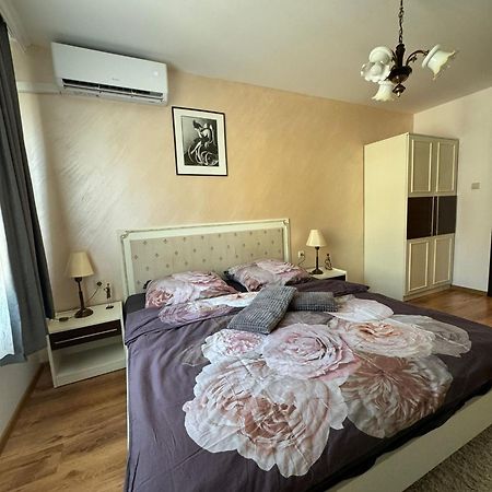 The Master And Margarita Apartment, Майстора И Маргарита, Two Bedroom Apartament Burgas Exteriör bild