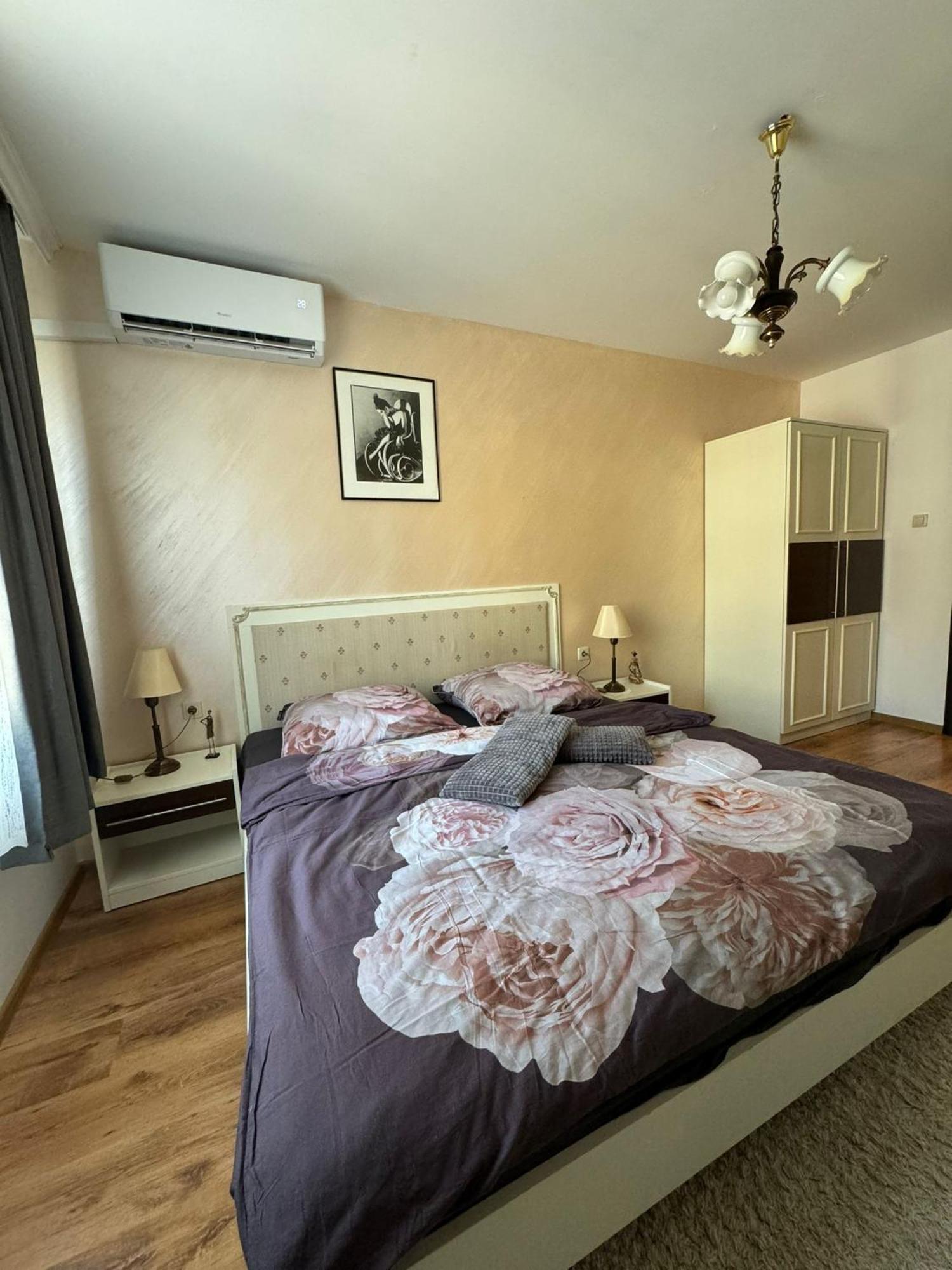 The Master And Margarita Apartment, Майстора И Маргарита, Two Bedroom Apartament Burgas Exteriör bild